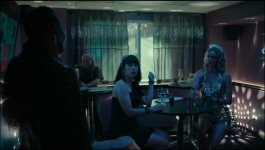 Upload (Hindi) - Season 04 Episode 01